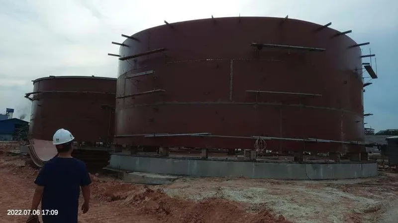 Illustrative photo of storage tanks work